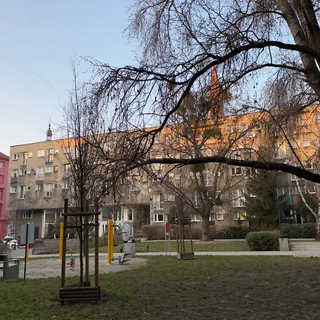 N The Heart Of Old Town Self Check-in *